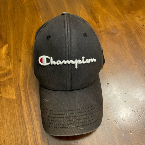 Champion hat. - Picture 4 of 5